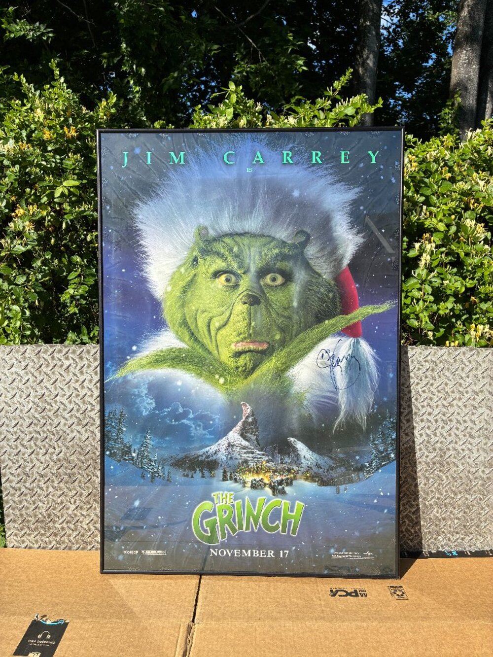 The Grinch Original Movie Poster 2000 Framed Jim Carrey Signed Autographed 27x40